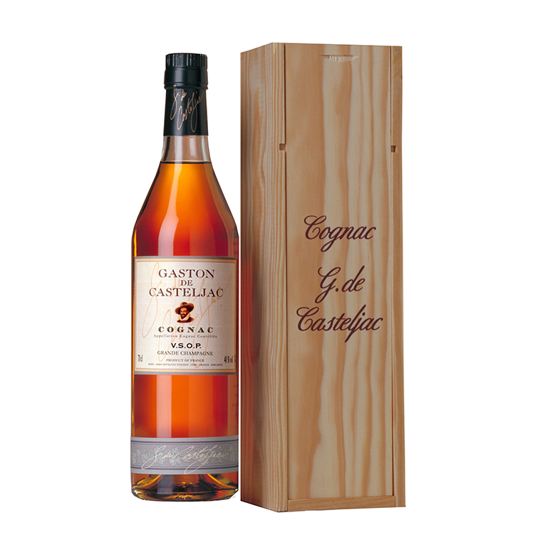 Коньяк Гастон де Кастельжак Гр. Шампань VSOP 0,7 (дер п/к) 0,7